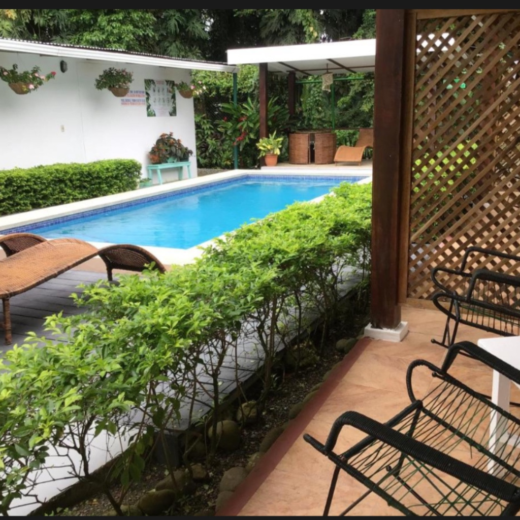 hotel v puerto viejo